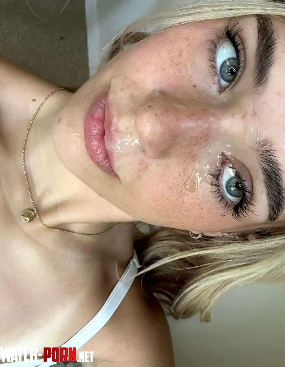 So pretty with cum by CherryFogg