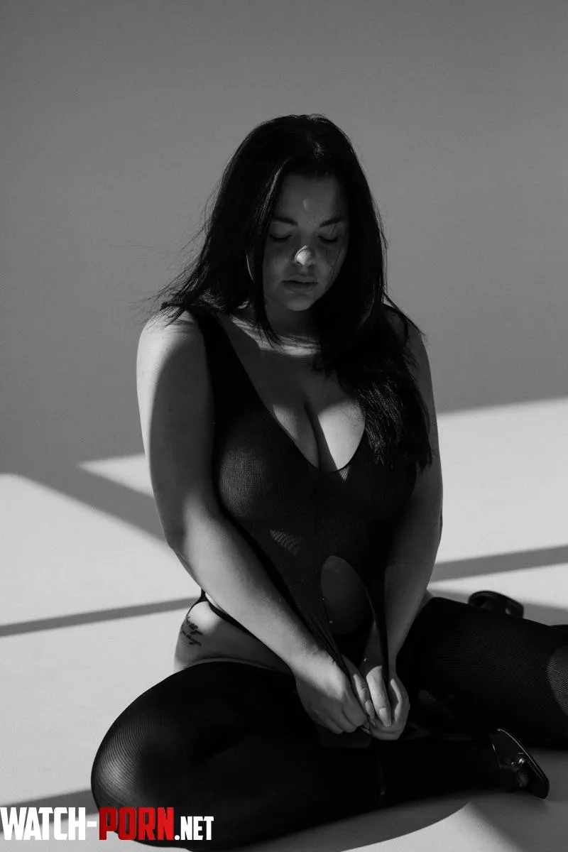 Sun on skin by OStudio_bts