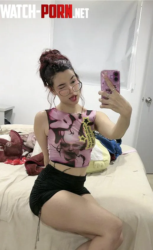 simple black skirt by bloodsprinklez