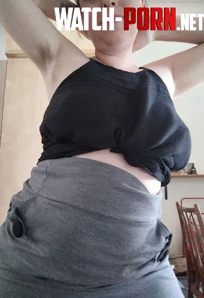 Curves and body hair is like say my name by LanaSweetb