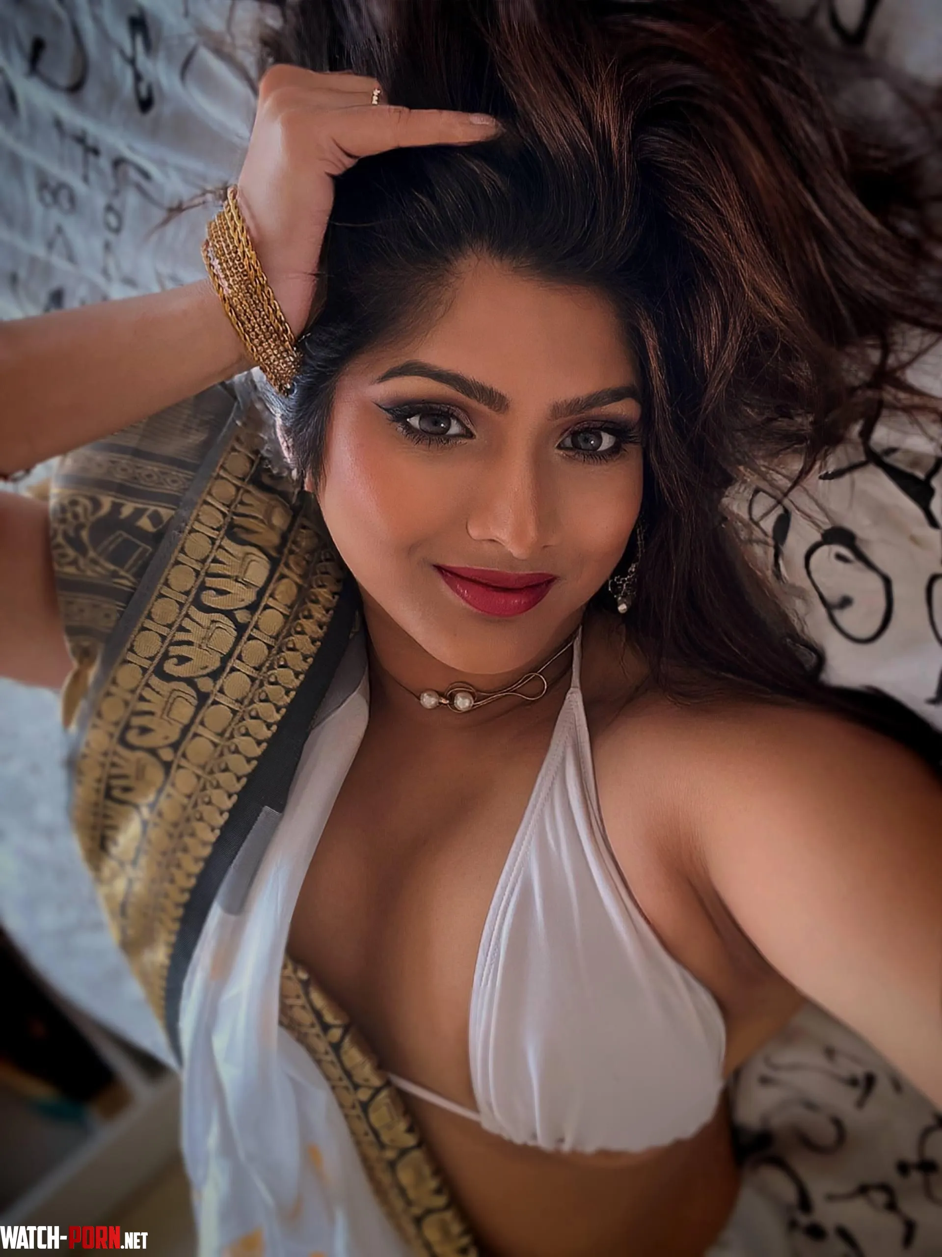 A kiss from me a day keeps the doctor away… by Jfernando12