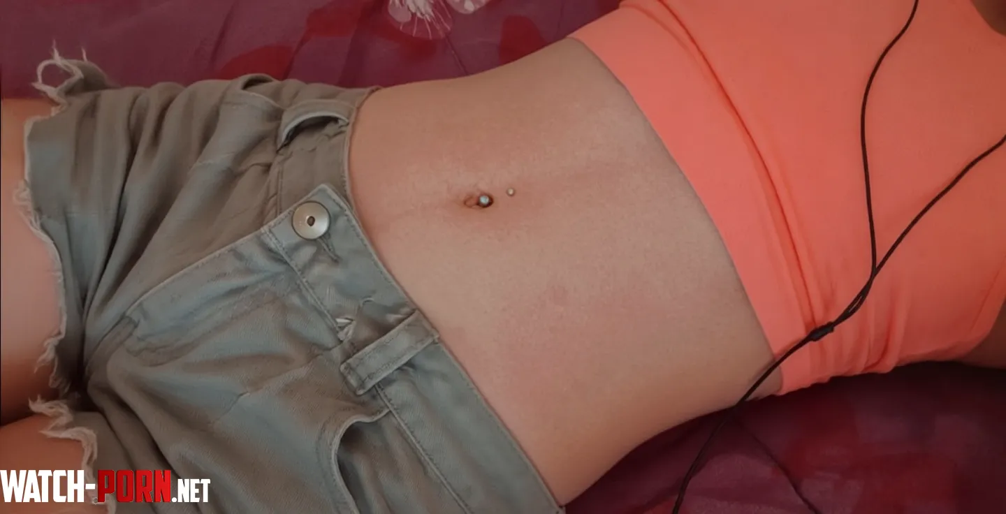 Pretty vibes and my crop top with my belly button ring 💫 by Majestic-Dealer-4928