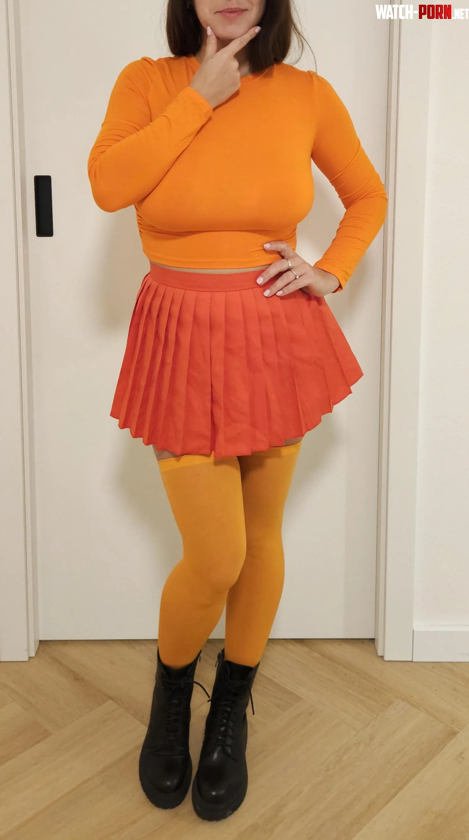 Should Velma start wearing bra? by pluggedprincess_69