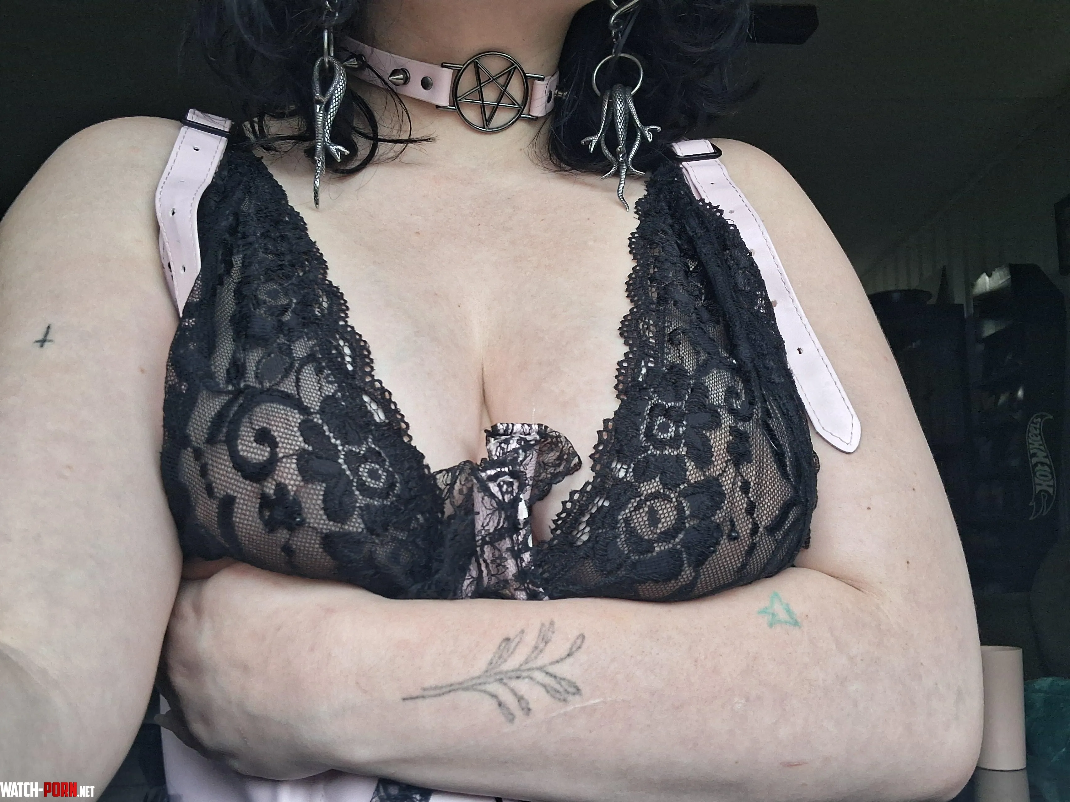 Black and pink are perfect together by marsthemaid