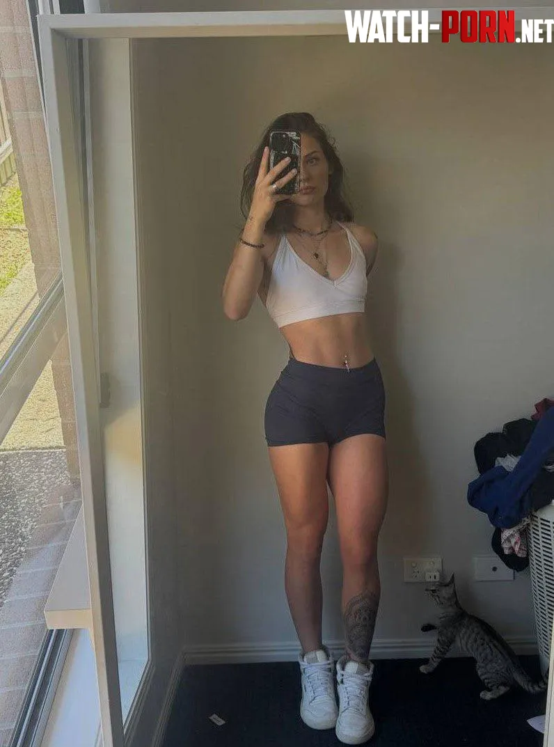 Small top, big attitude by Polkakitten