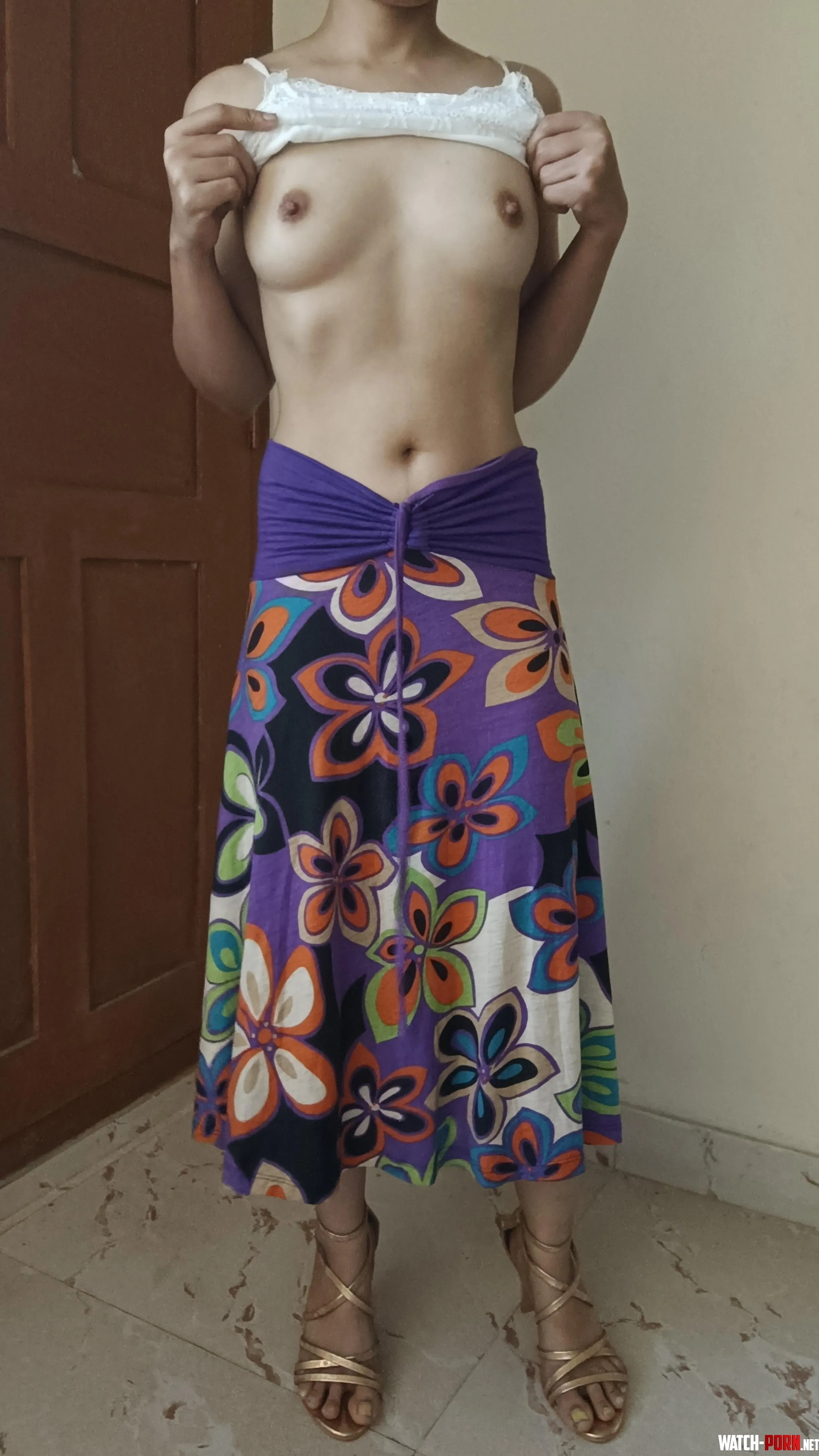 [F] The weather is making me so perky by spazzadourx