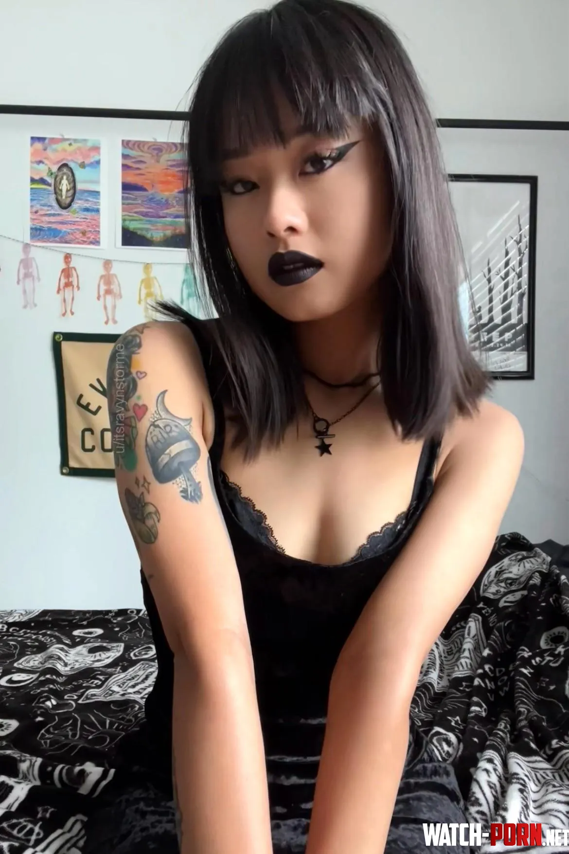 Maybe the solution to your problem ms is an alt asian gf by itsravynstorme