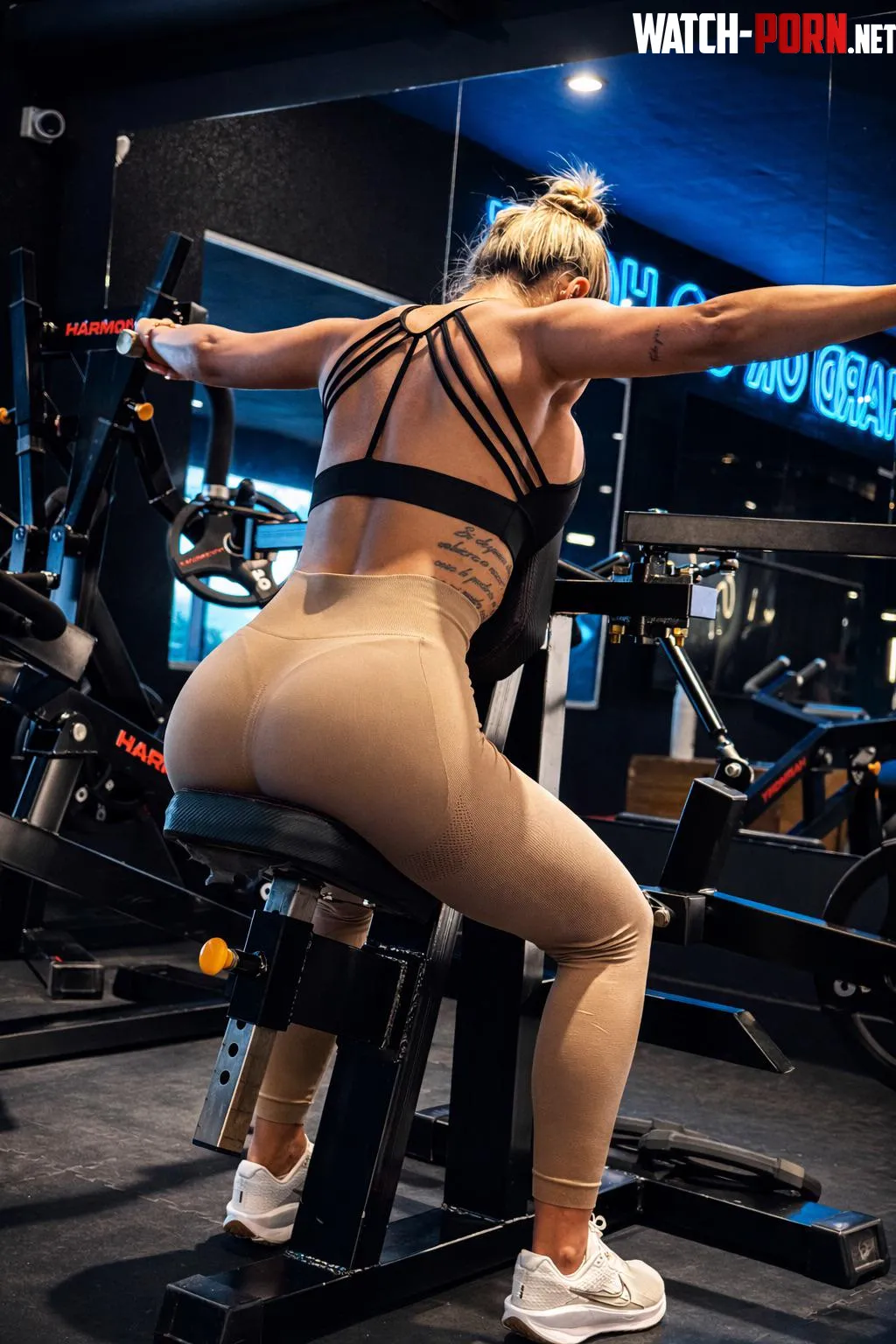 Back day at the gym 💪 by MasketFitGirl