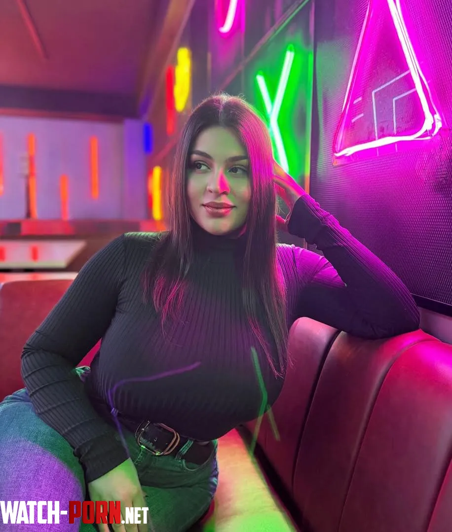 In electric light by Effective-Marzipan84