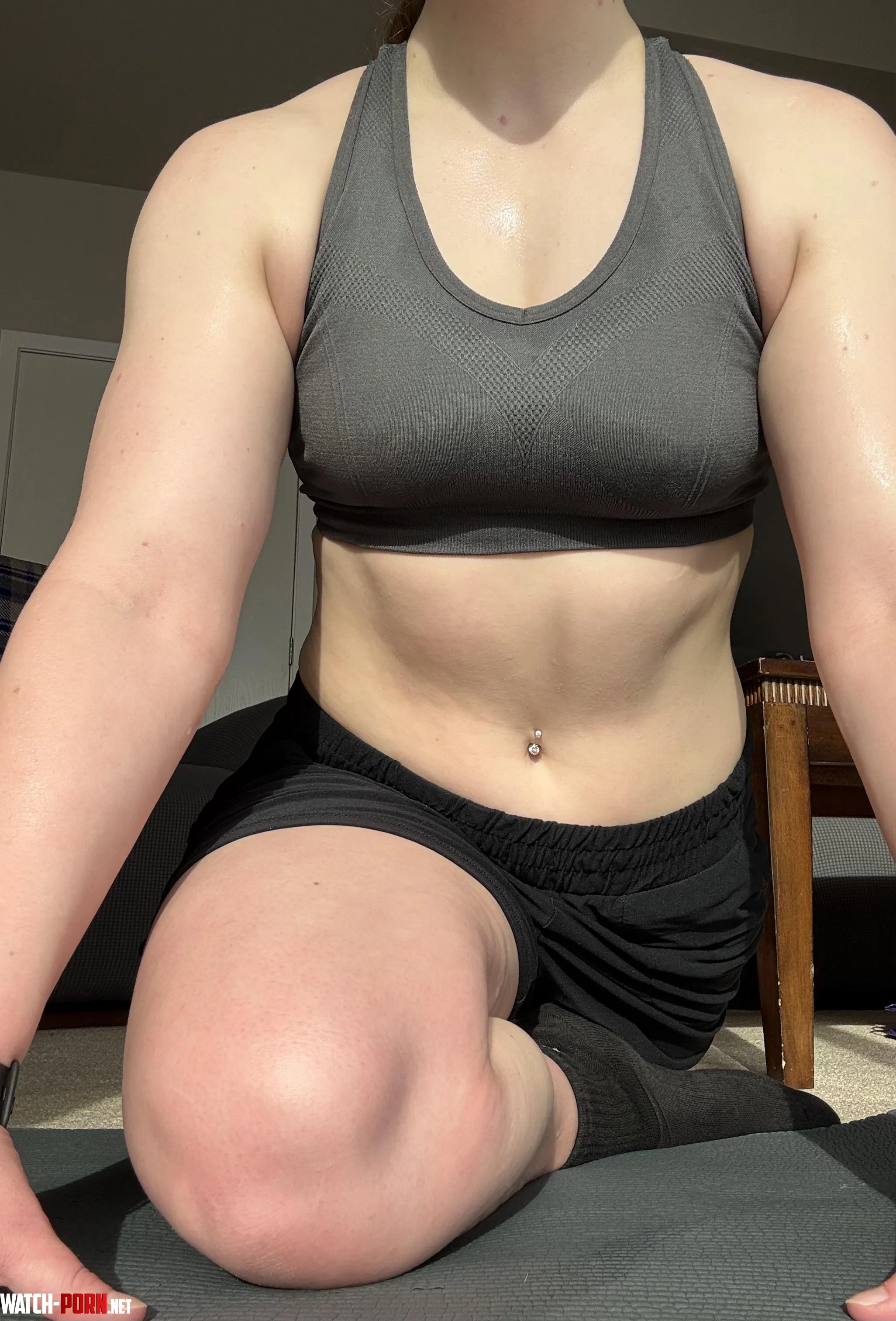 Finishing my workout with a nice stretch 👌🏼 by BareBeauty_11