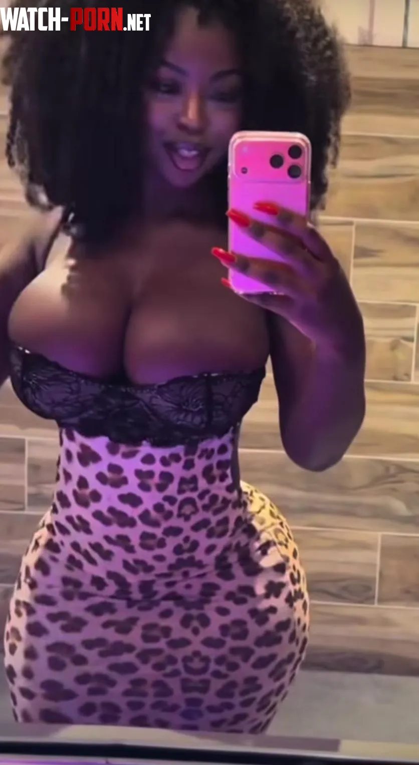 Could the fine scholars of reddit please identify this lady? by Quinostein