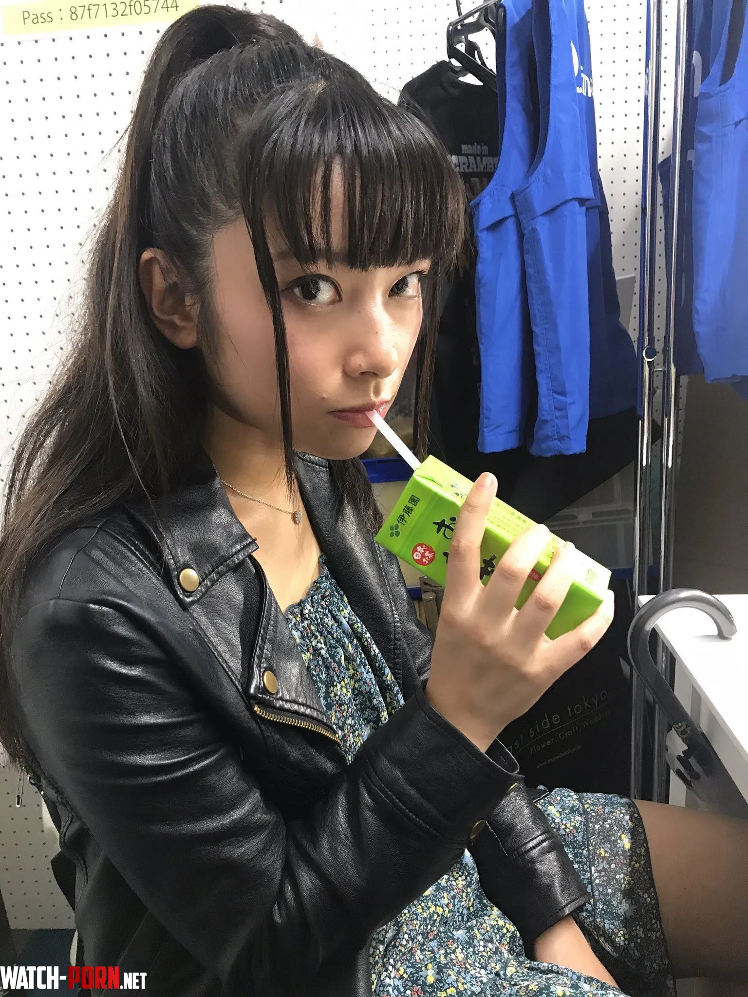 Can you guys help me find this idol? by Hungry-Jellyfish8705