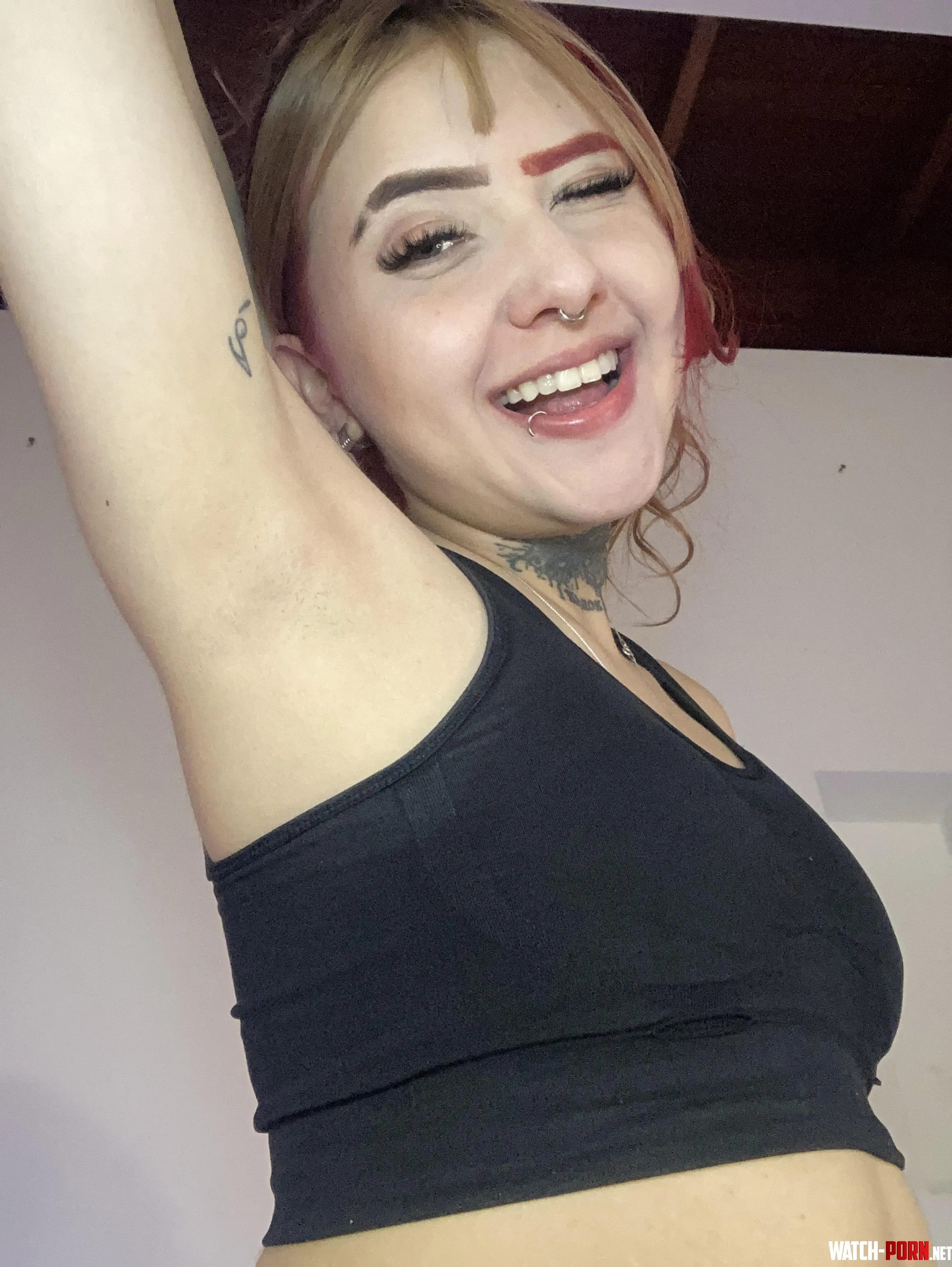 Smooth armpits for you by lucecita2