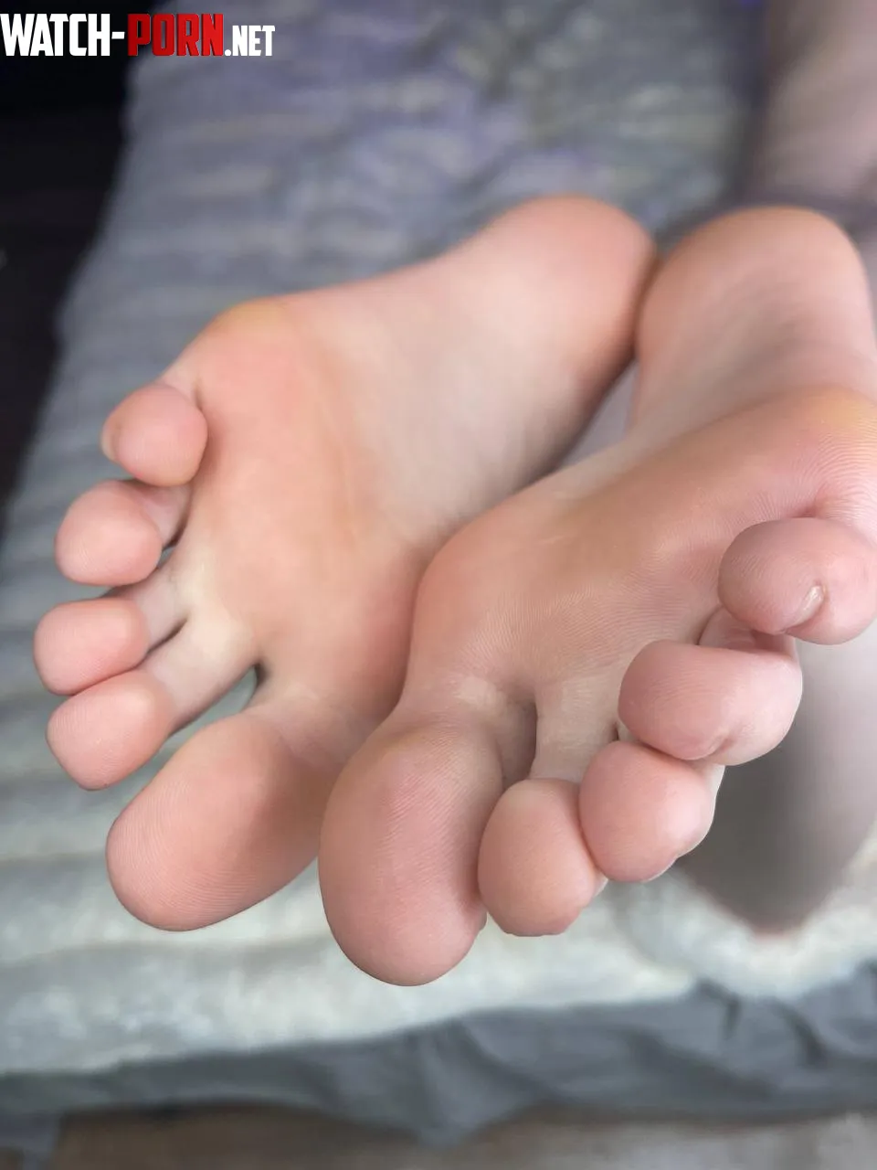 Would you kneel just to smell my feet? by stellasweetiee