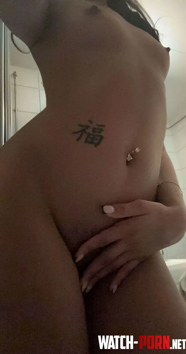 Står och väntar på dig just nu <3 by Sweetheart_06