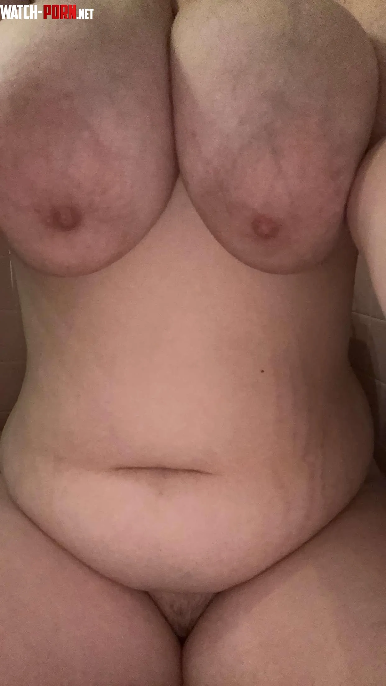 Give them a reason to bounce 🤤😘 by GoddessRinn