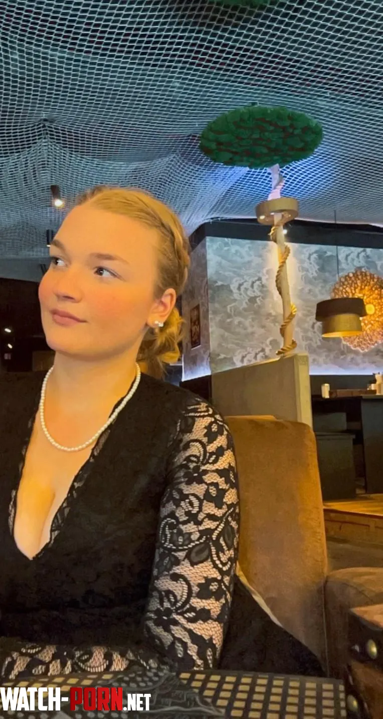 I know that you love blondes but you'll love busty blondes more by 4nalsugarpie