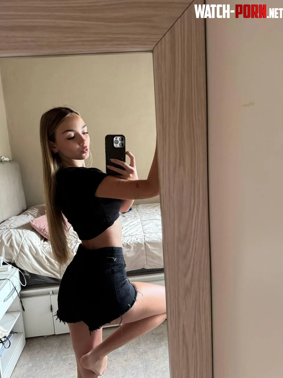 I wear shorts for fresh air by ArcaneLadies