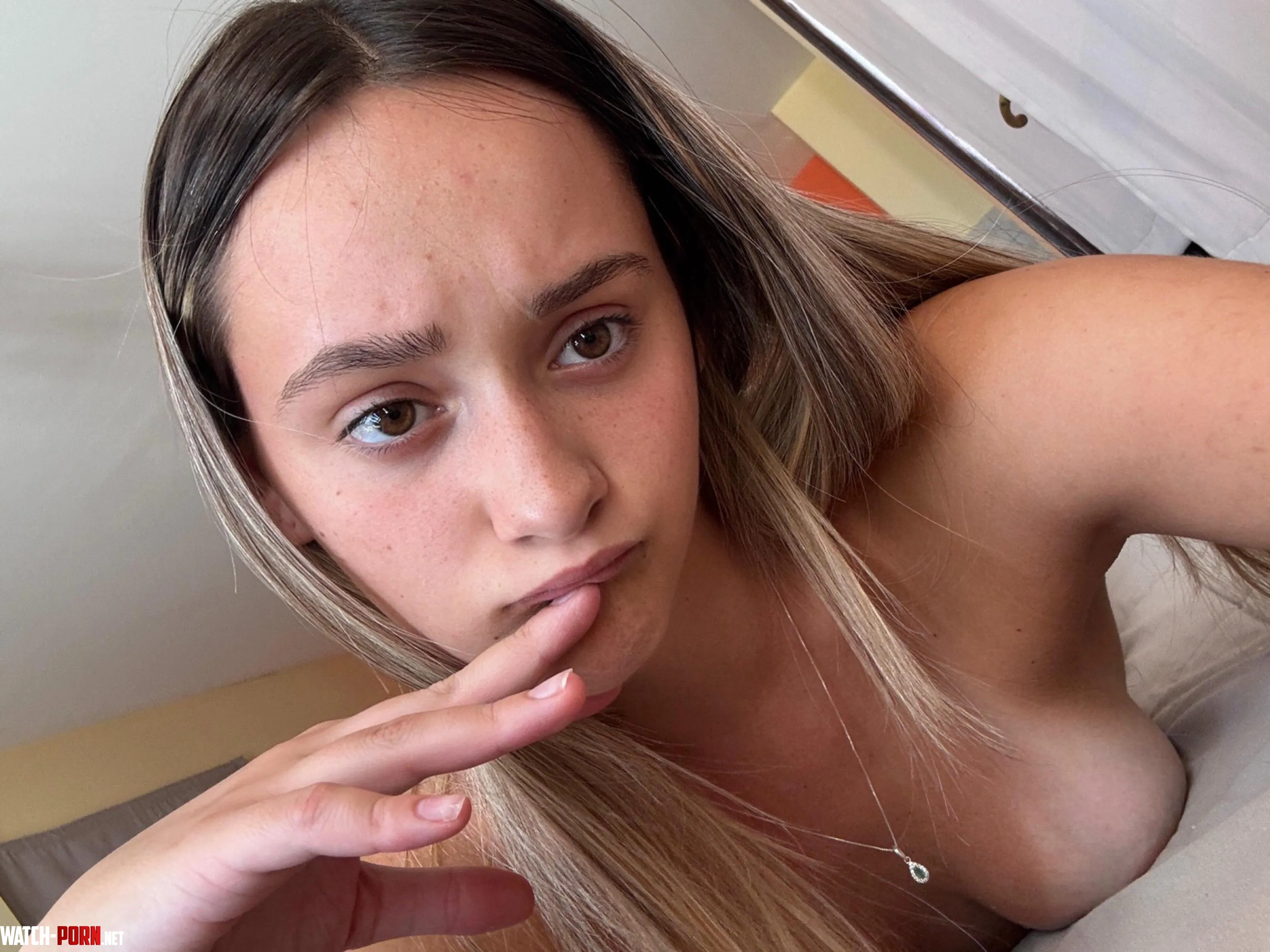 F18 am I cute by xPrincessHalo