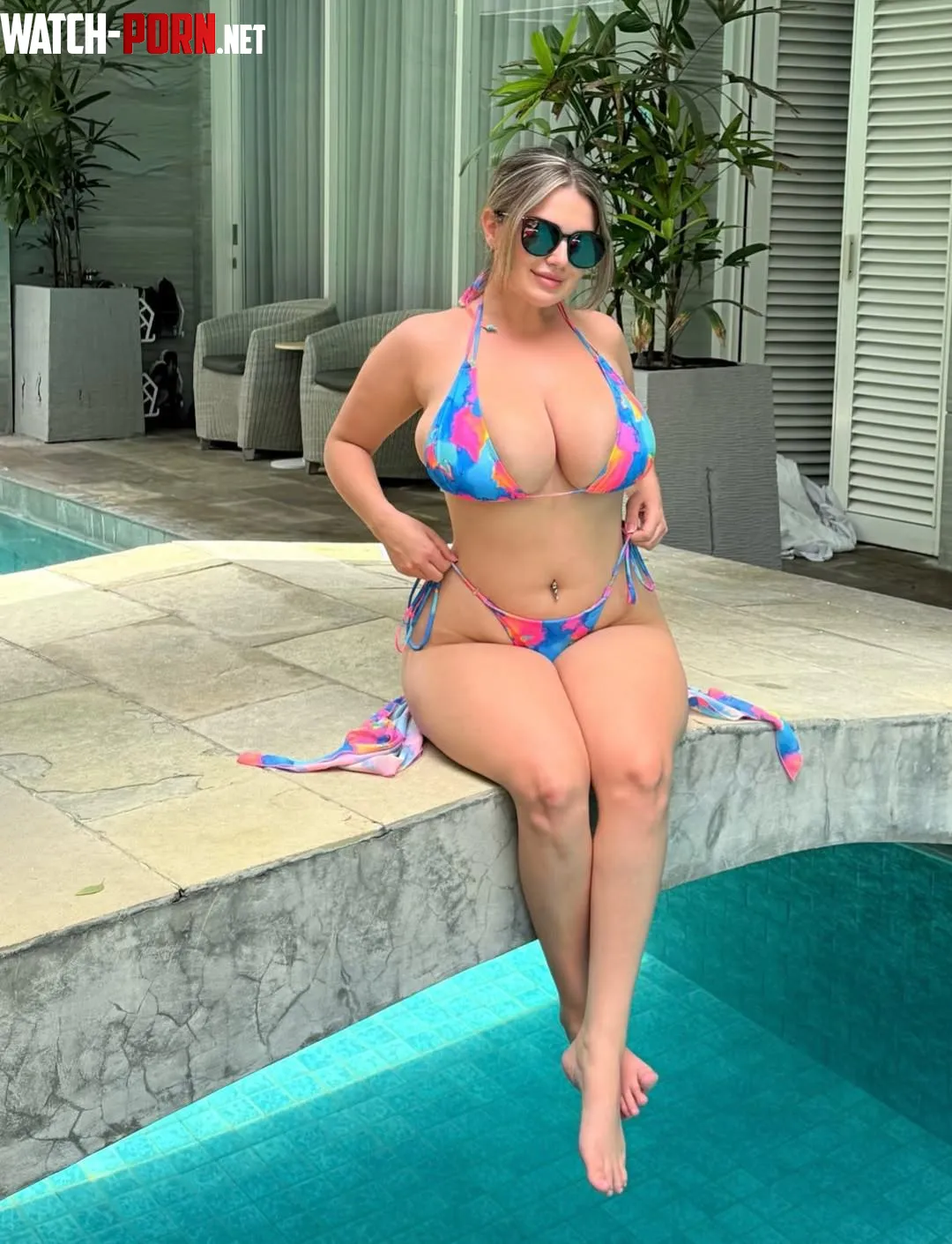 Dang by Bagelsontoast