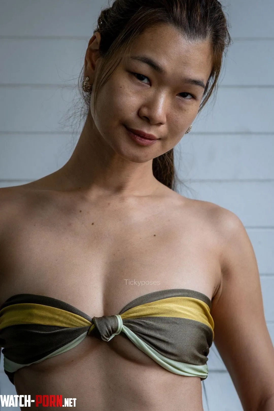 Sun on my skin always change my mood by Tickyposes