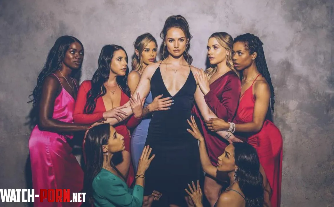 Angela White withe Jessa Rhodes , Mia Malkova , Abella Danger , Ana Foxxx , Kira Noir , Tori Black and Vicki Chase by gooned_1