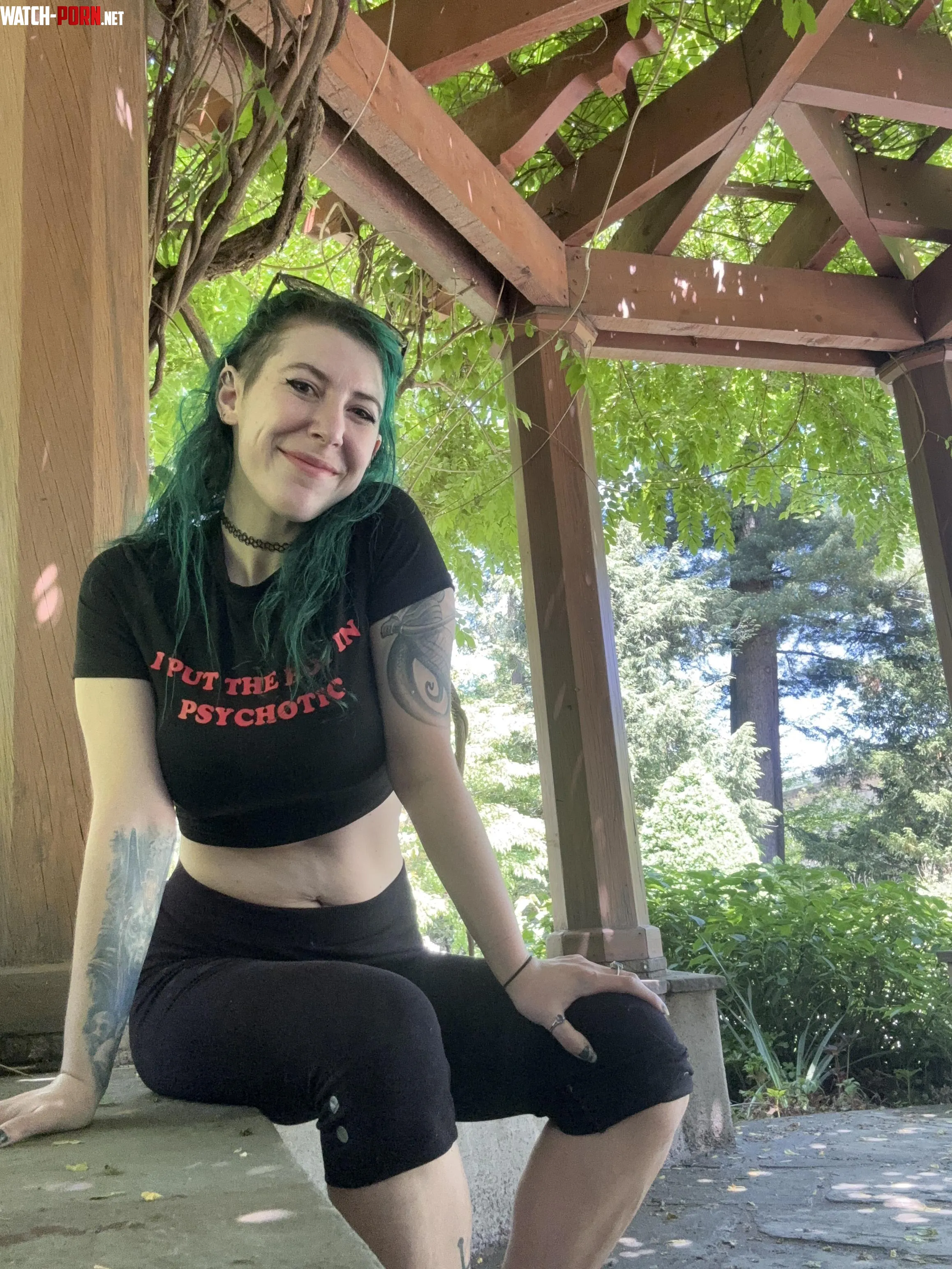 Putting the hot in psychotic by sirenskiss3