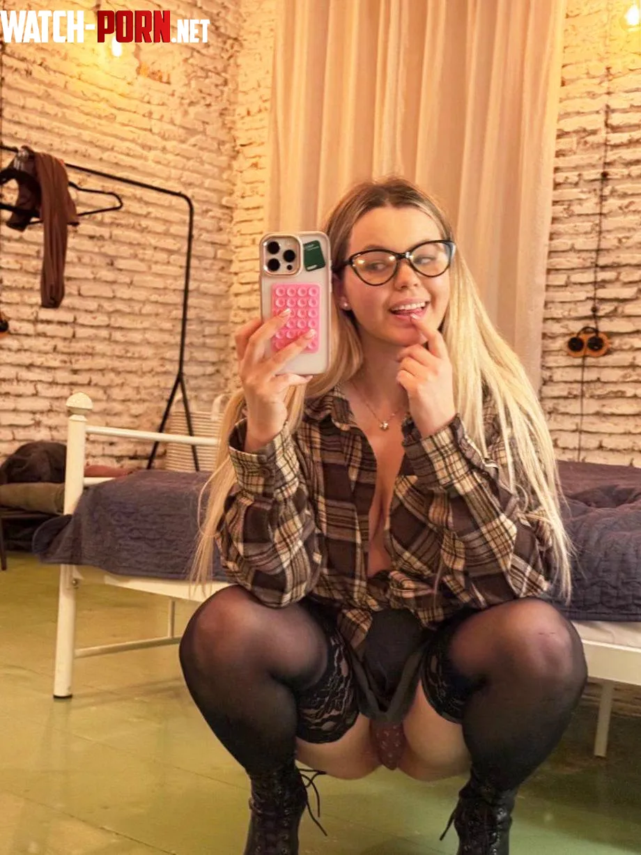 My boss likes my underwear by thallyra