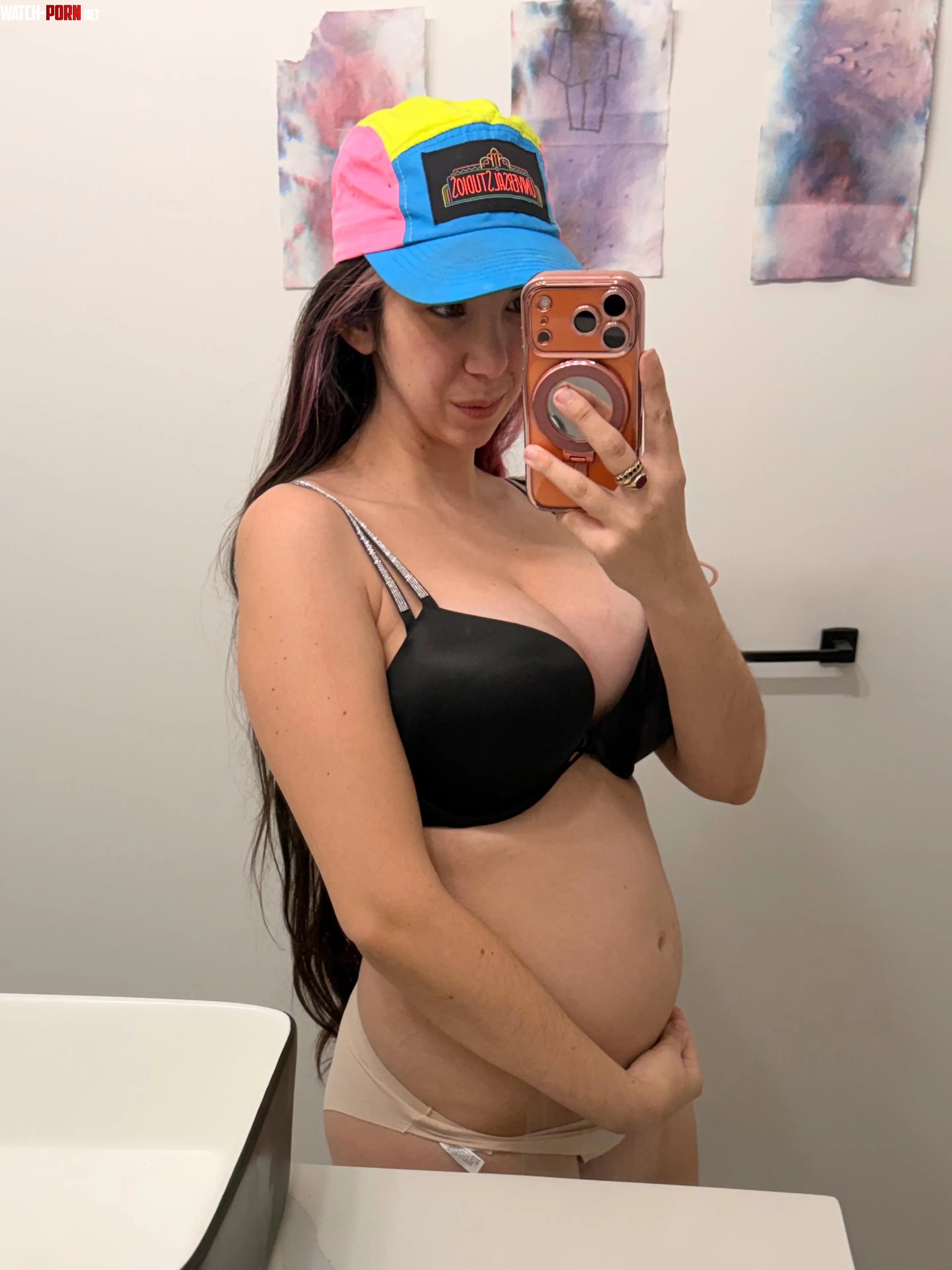 This bump knows it is admired by Underthescrubs