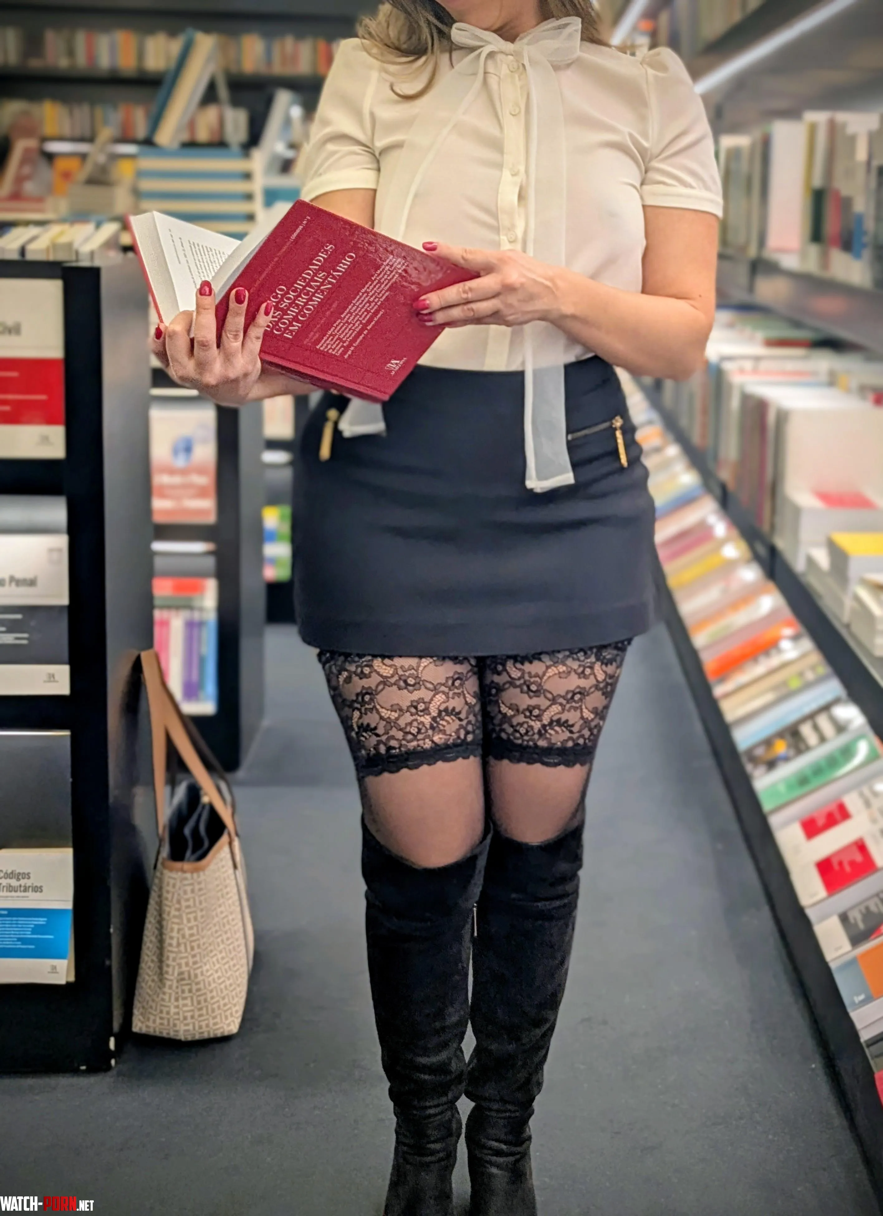 Mom of twins, church hotwife and loves to read 😈 by southcouple222