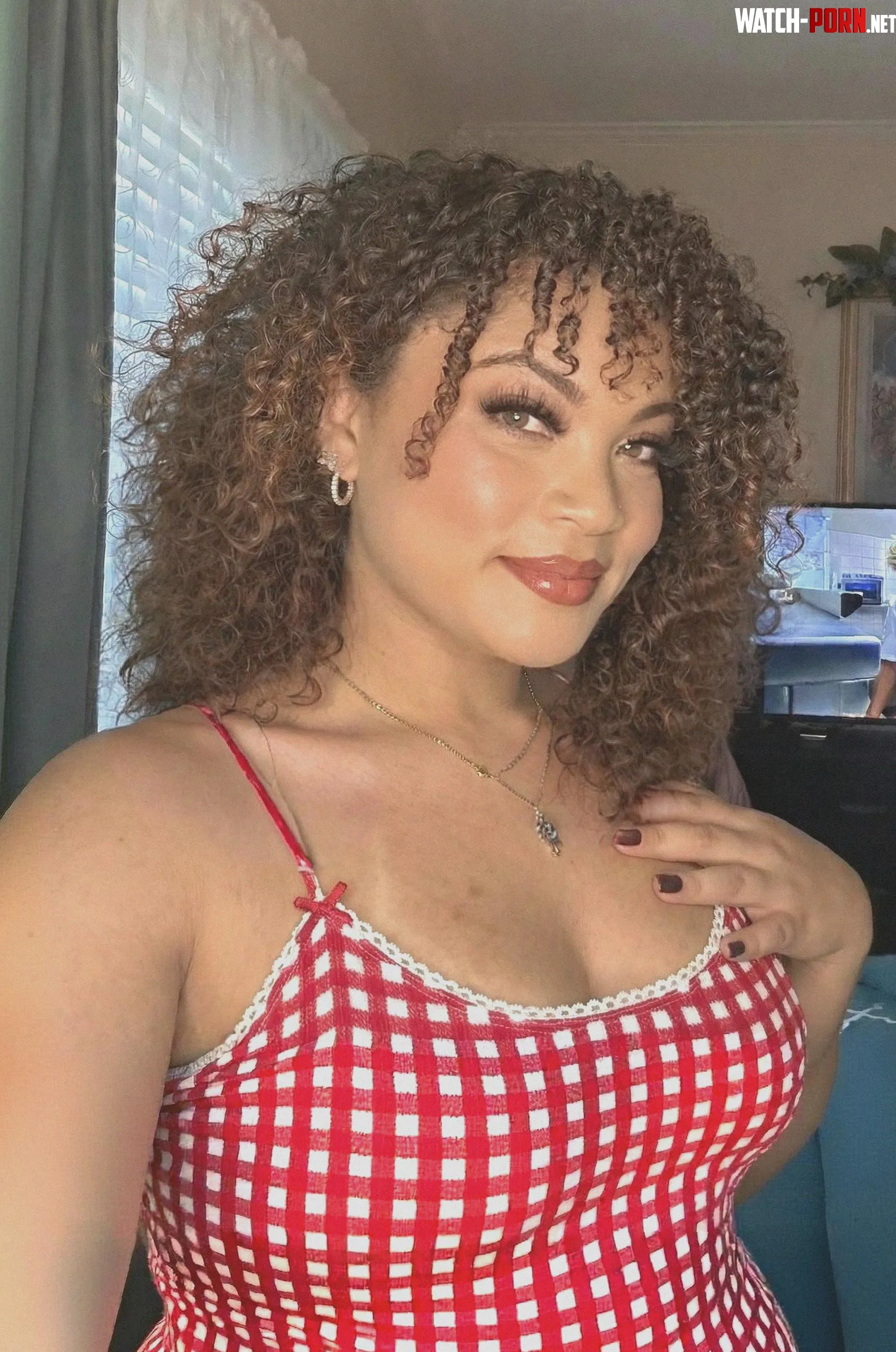 I look sweet, but my mind is somewhere else by WavyAndWonderful