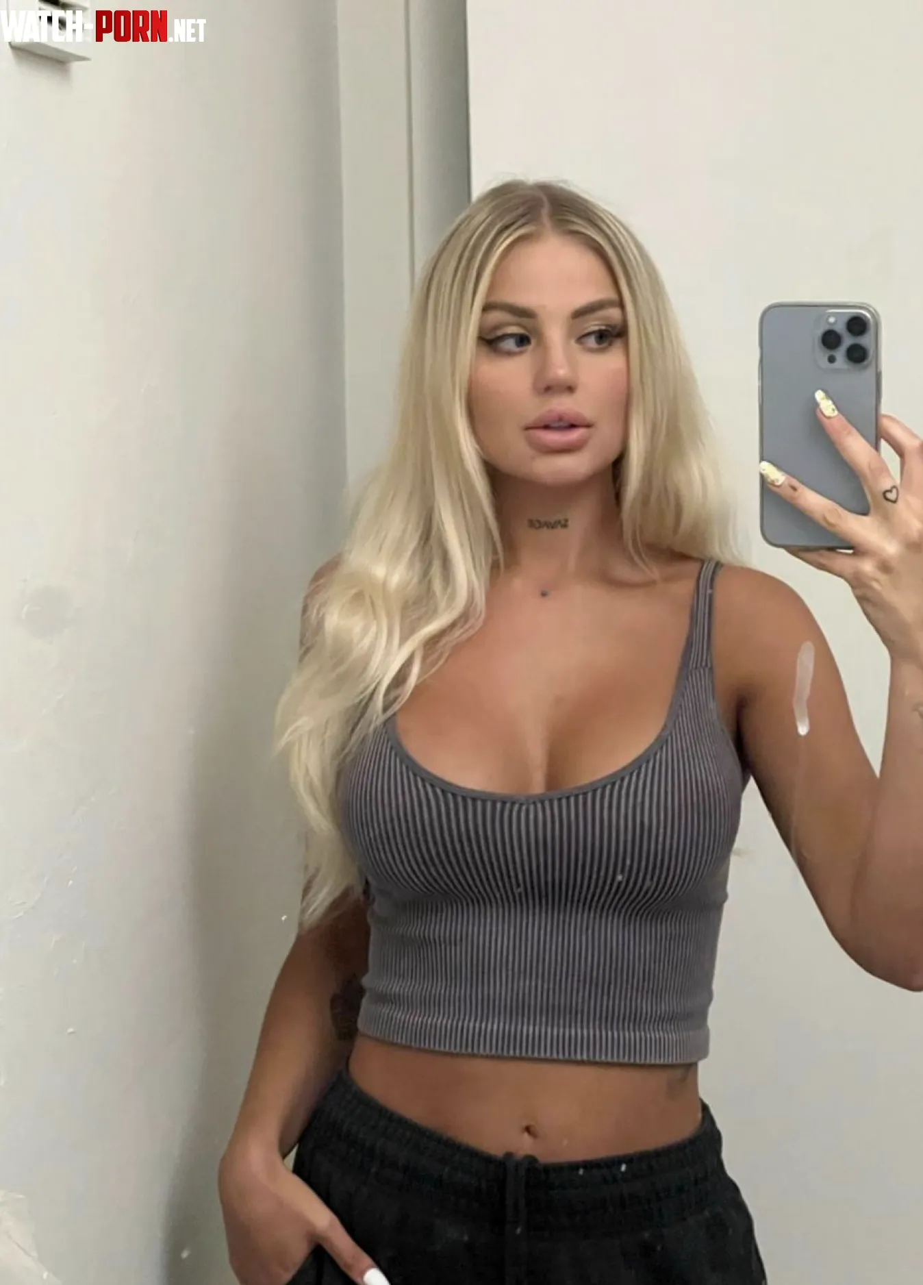 bara mig o min smuttsiga spegel🙈 by MEEvanta22