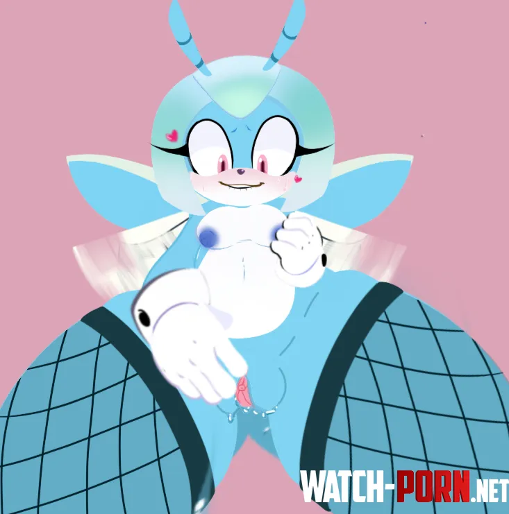 Jewel enjoying herself by sunkythesnooch69