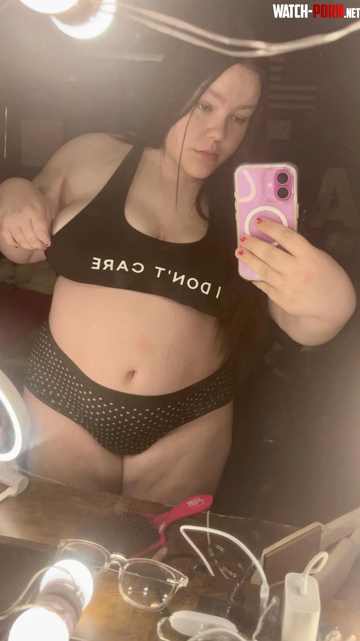 hi loves by alliekay07_