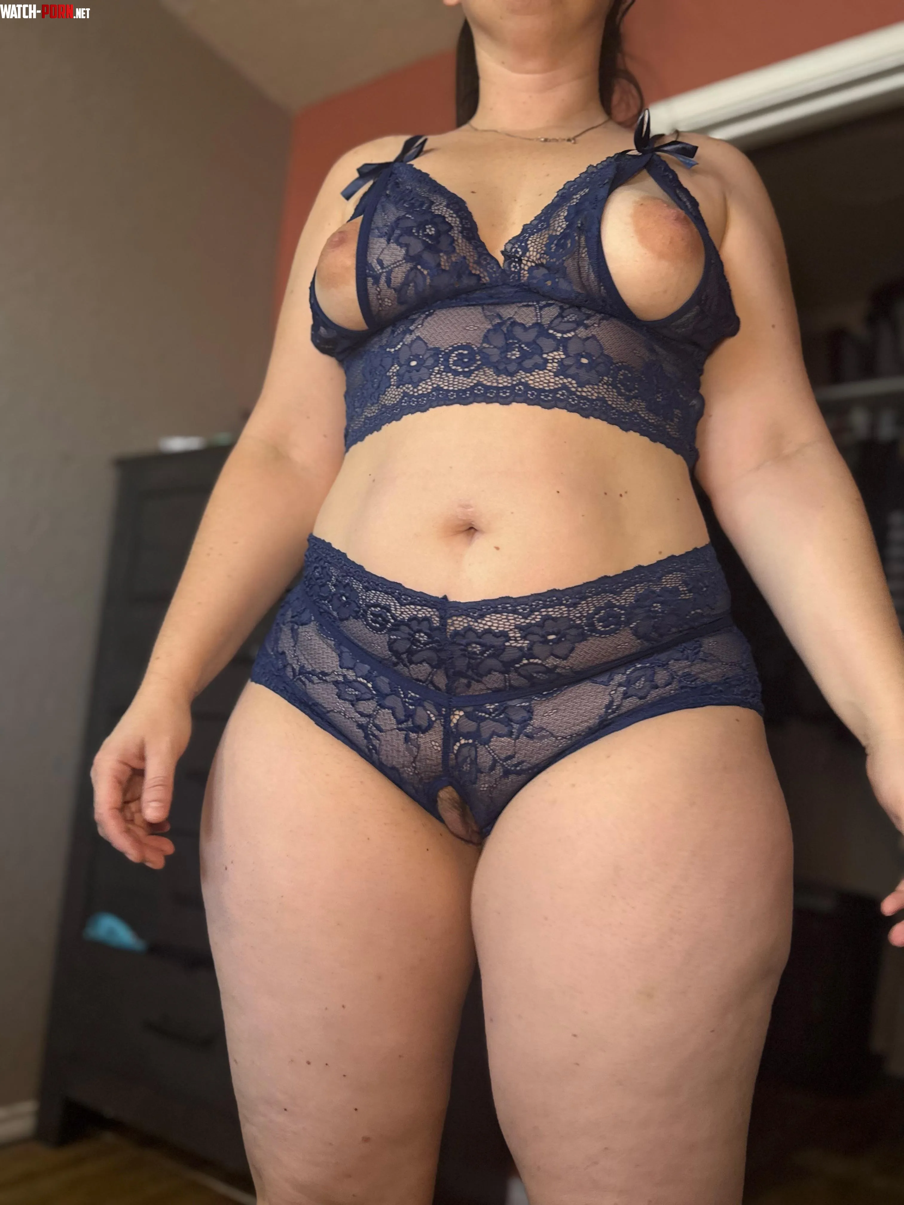 Peak mombod needs a dadbod by breebewilder