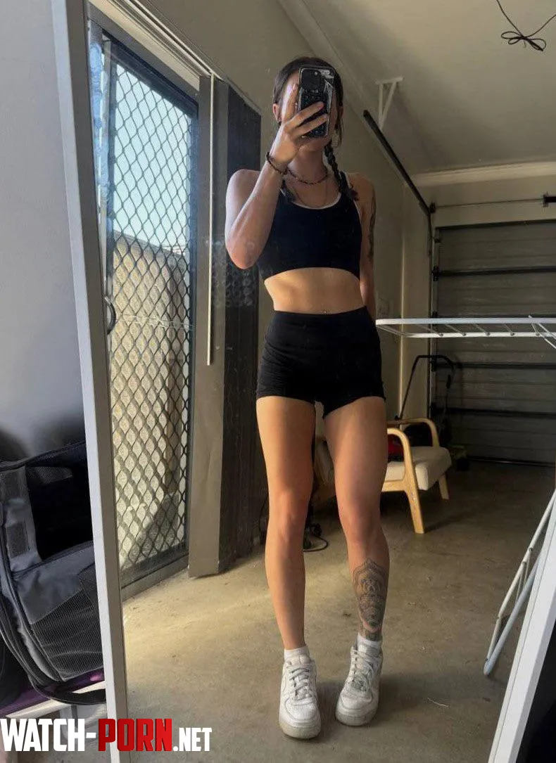 Hard not to love a good crop. by Polkakitten