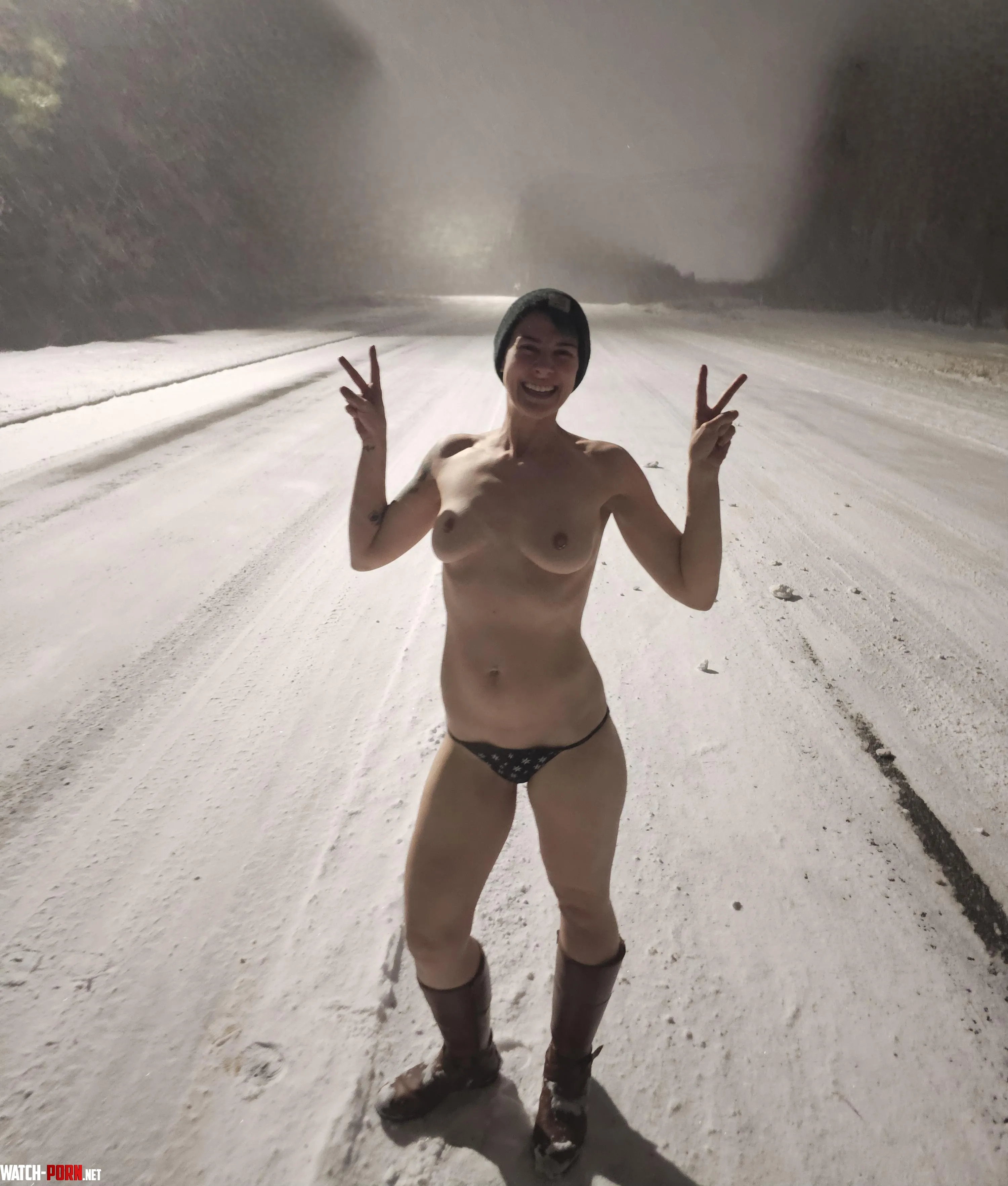 I felt hot enough to try it 🥰 by bumbleb33_toona