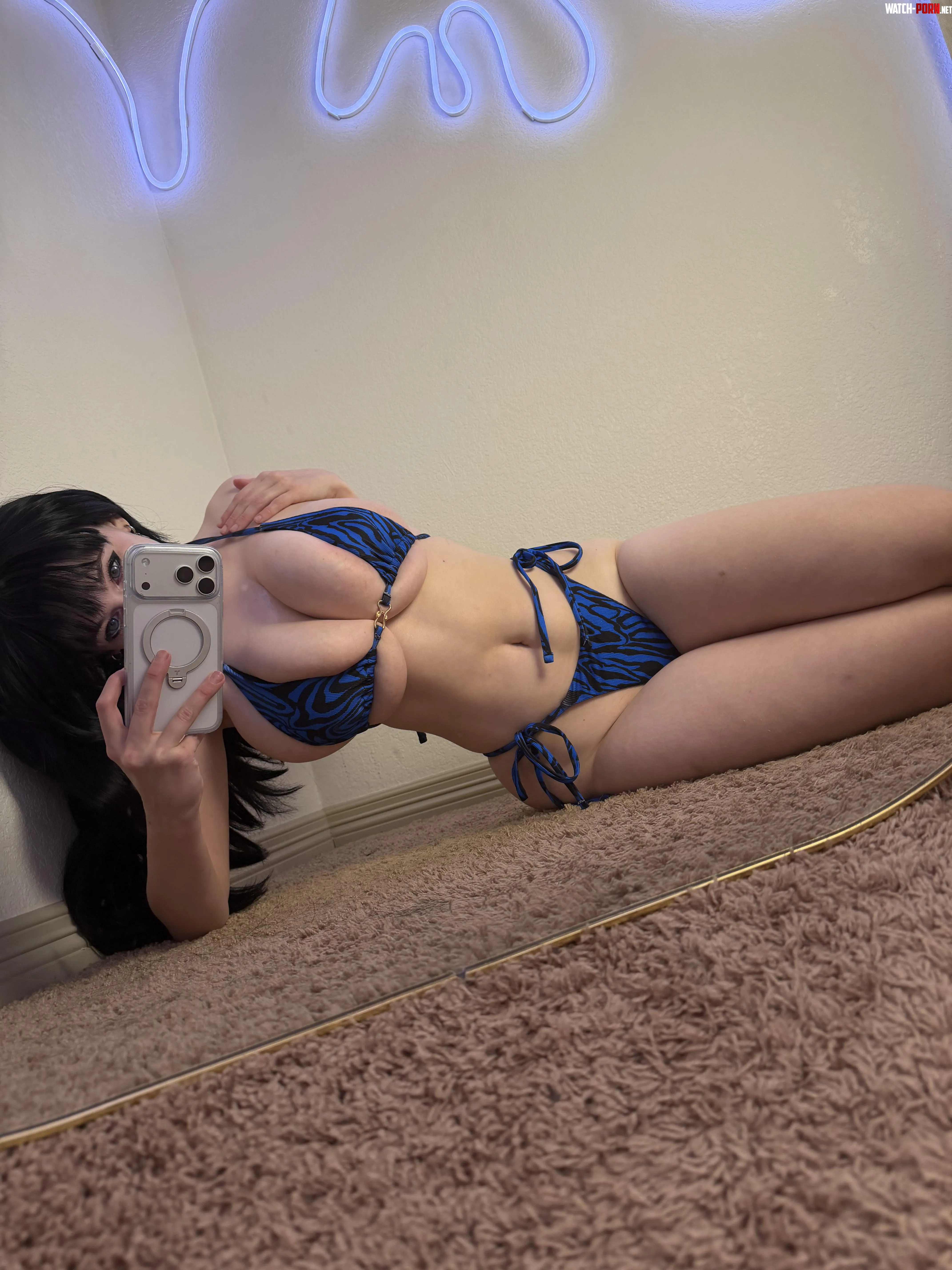 Hope you like big pillows by scarrettx7