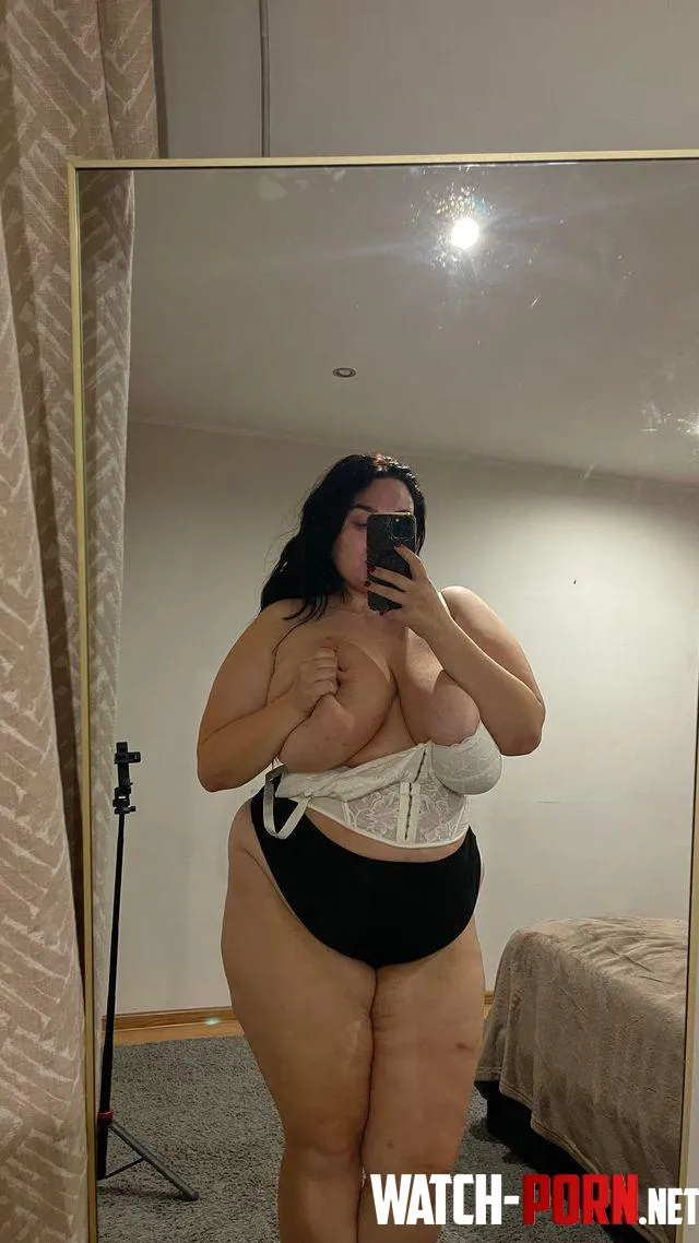 i'm alone all weekend.. if u wanna something my snaaappp dianefiafi by Anonuser13480