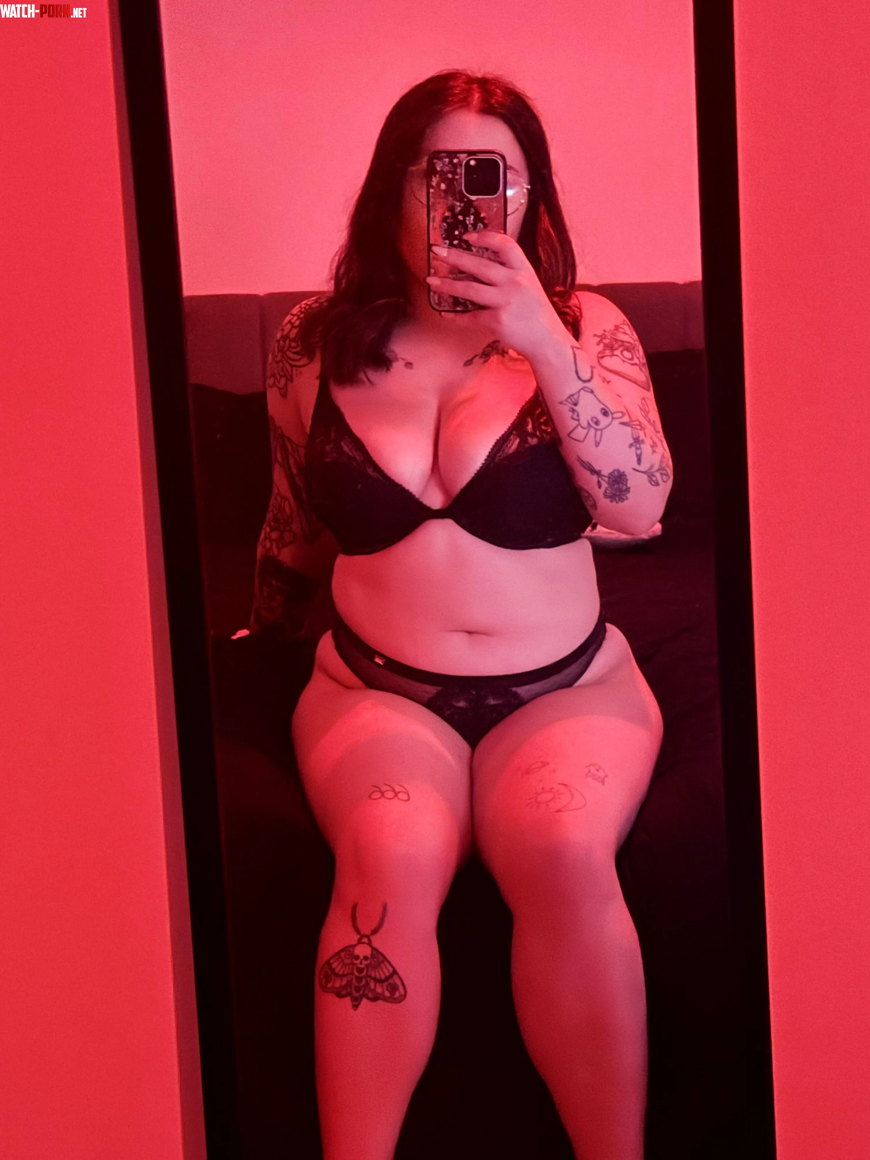 Sophia (@lilsophiaxox) [OnlyFans] by LilSophiax