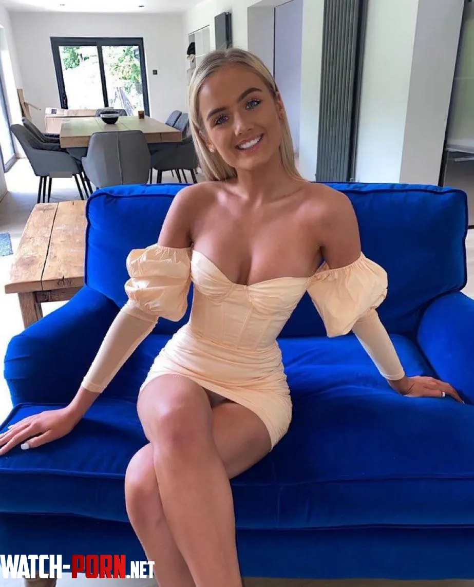 Attention grabbing by Candid-Cover7084