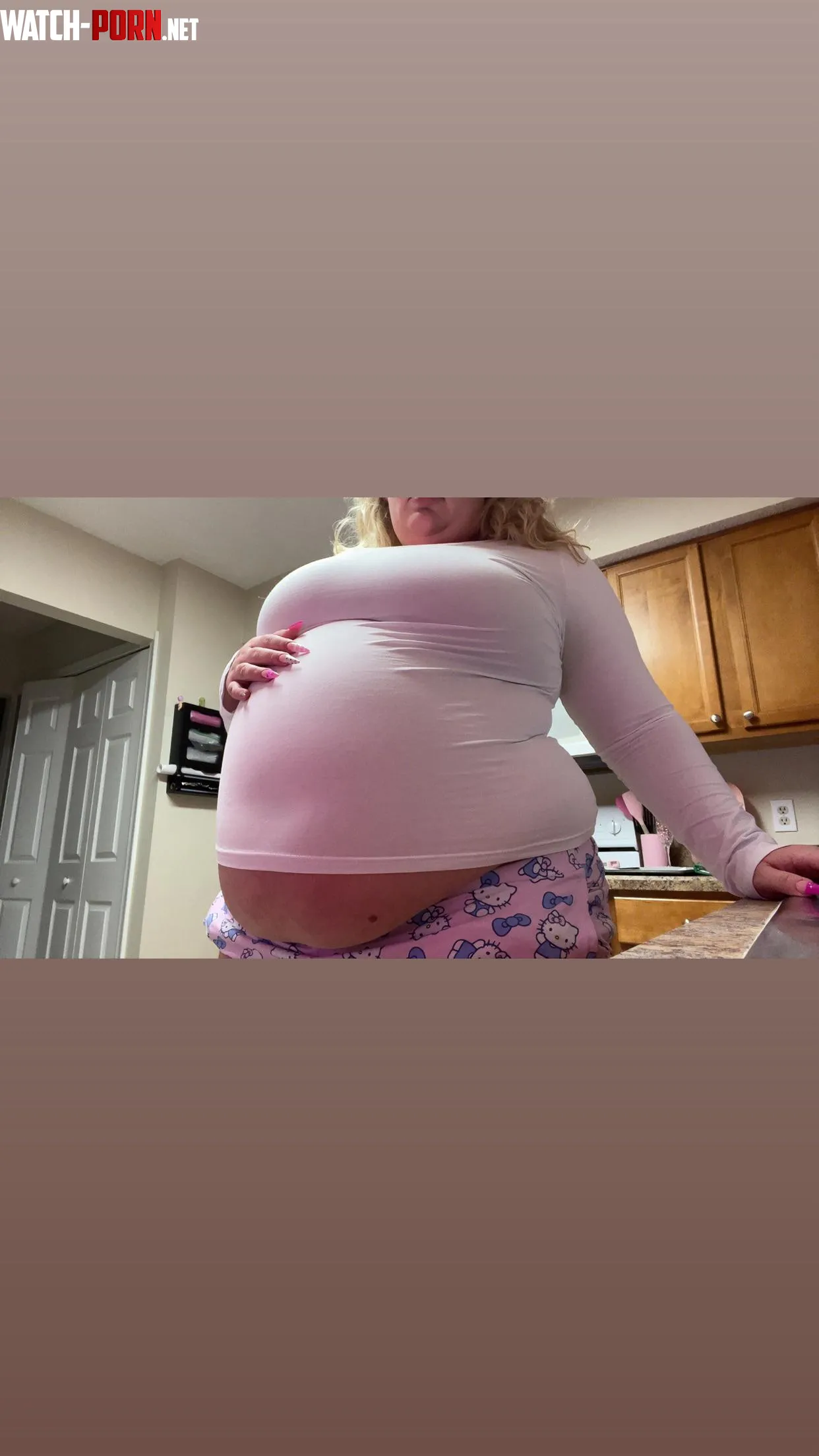 Am I crossing into ssbbw territory? by Key-Cash9988