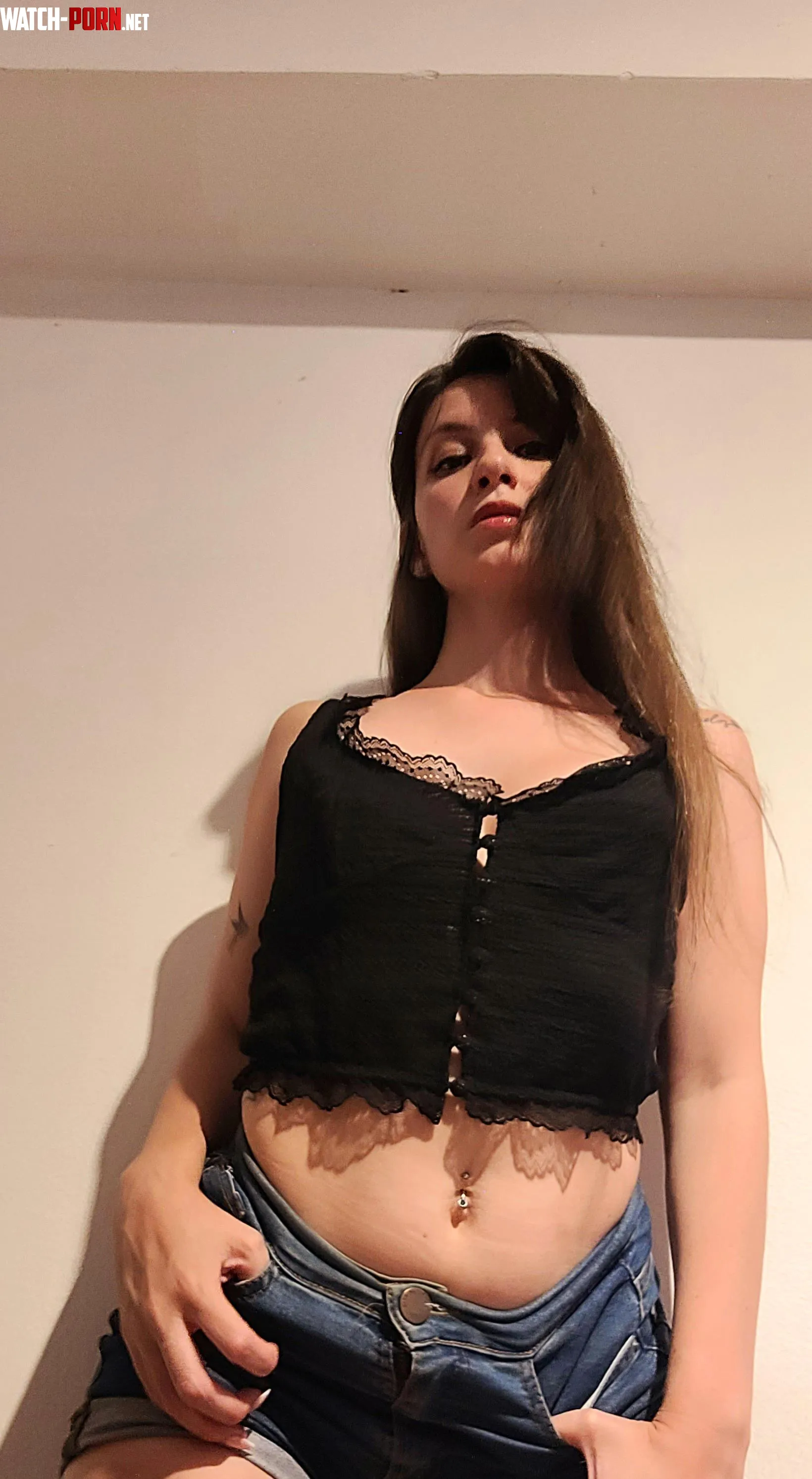 The color black always stands out. by Lulitabunny