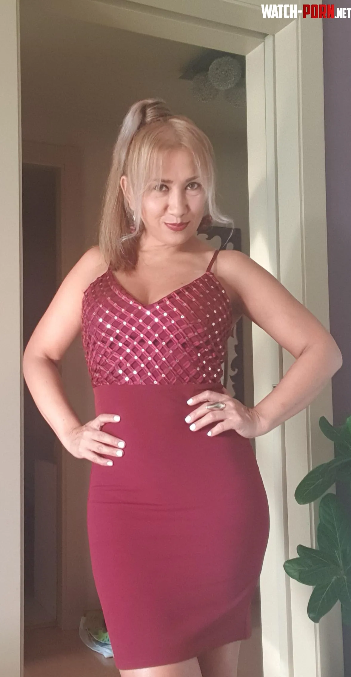 I feel sexy with my hair up by Ok_Profession4027