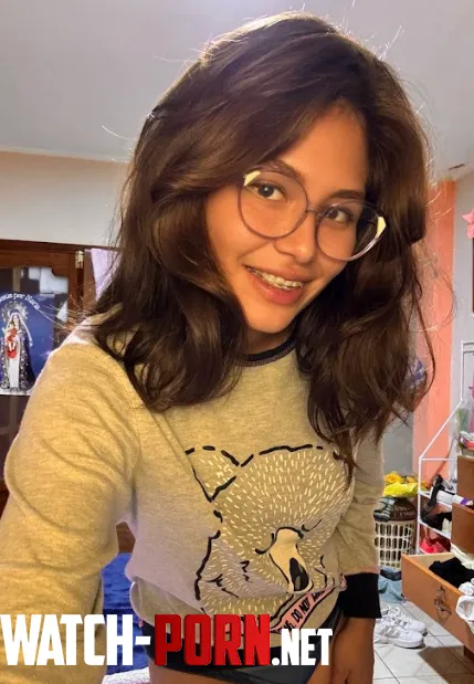 I’m that girl at the gym, and I’ve caught the way you look at me. by Electrical-Budget189