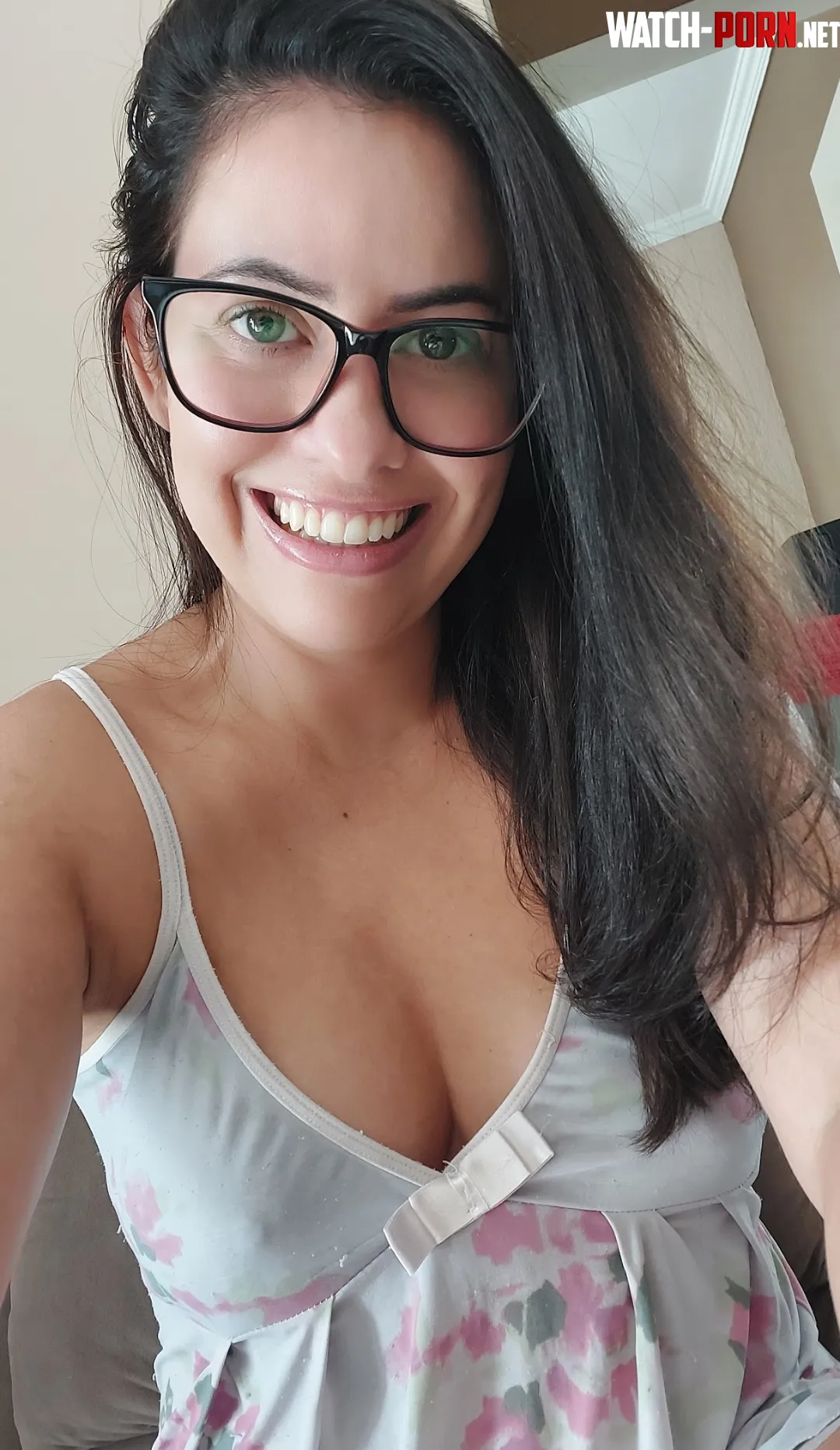 Sexy and smart by Isiscristine