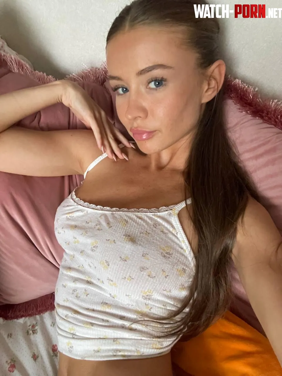 This is how I look when I’m awake lol by Sluty02Babe