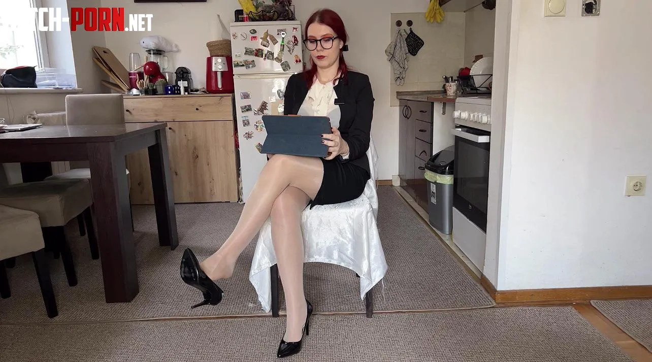 I am gonna be your secretary by ichigo_emaa