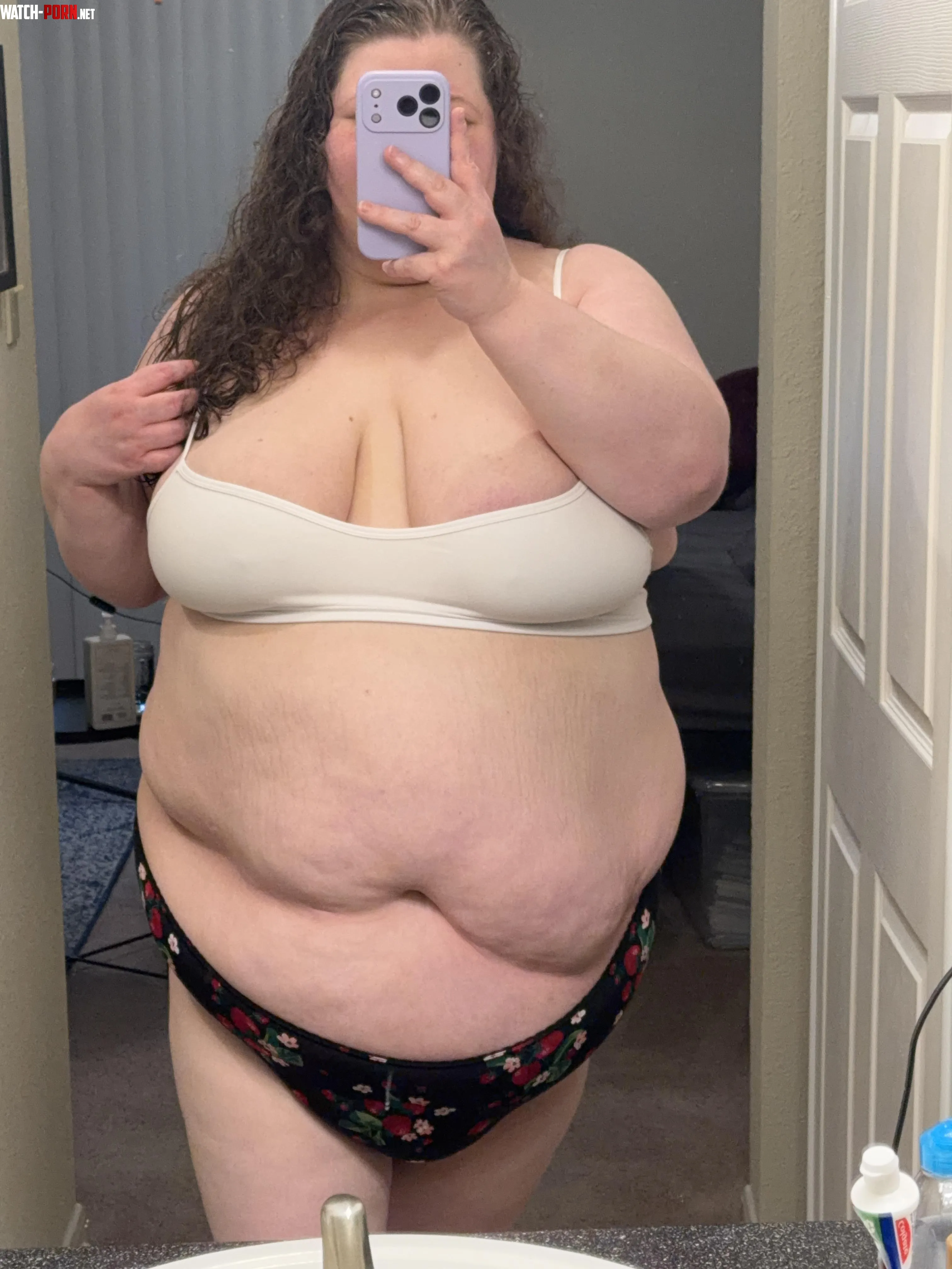 Make your cum my late night snack by arealhandful