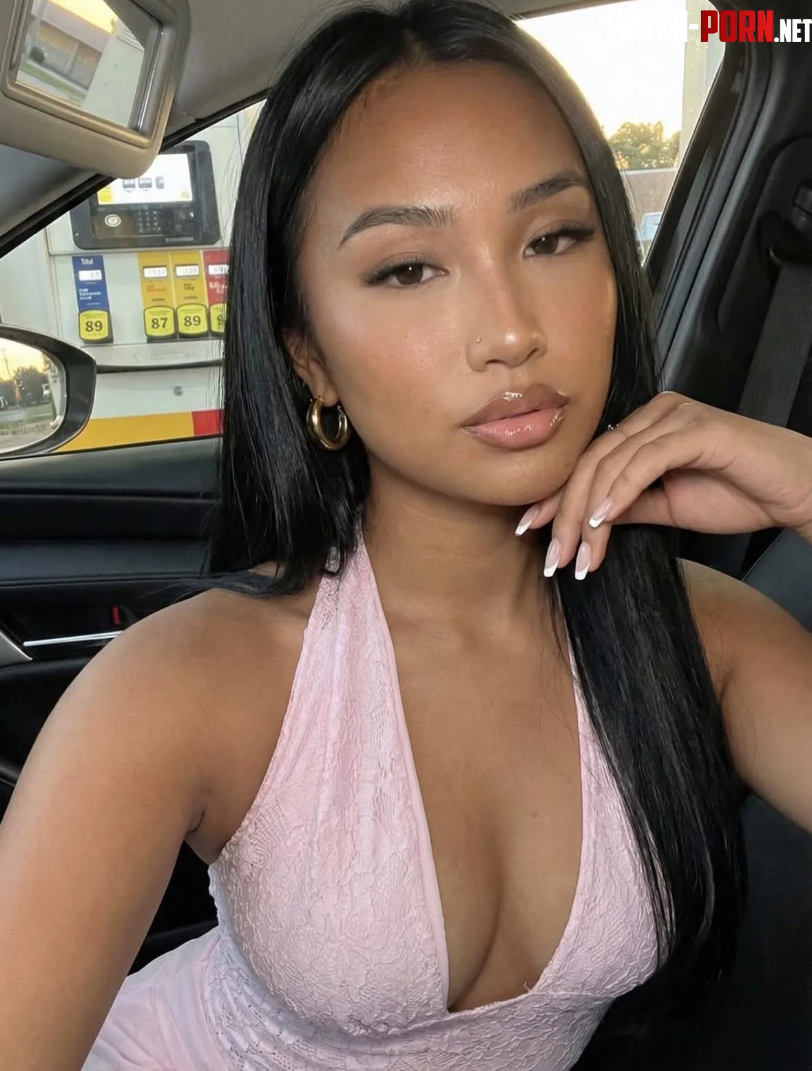 I look better in the back seat ;) by Calm-Sector-1082